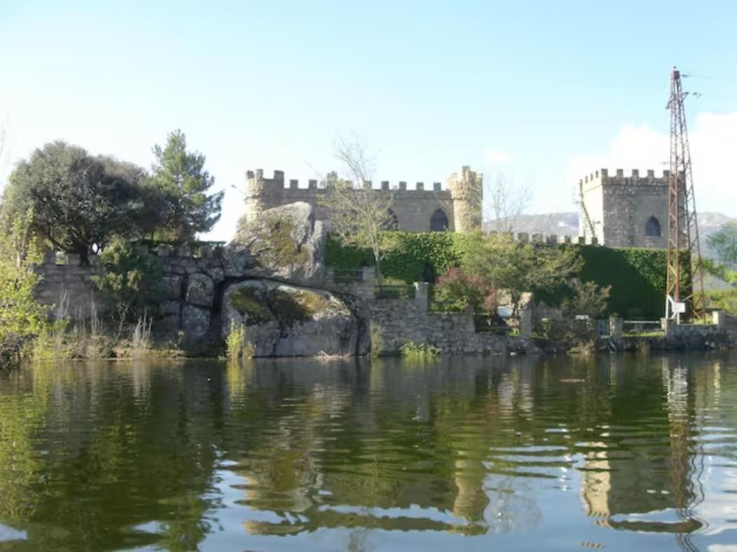 Pensjonat Isla Del Burguillo Ávila Zewnętrze zdjęcie