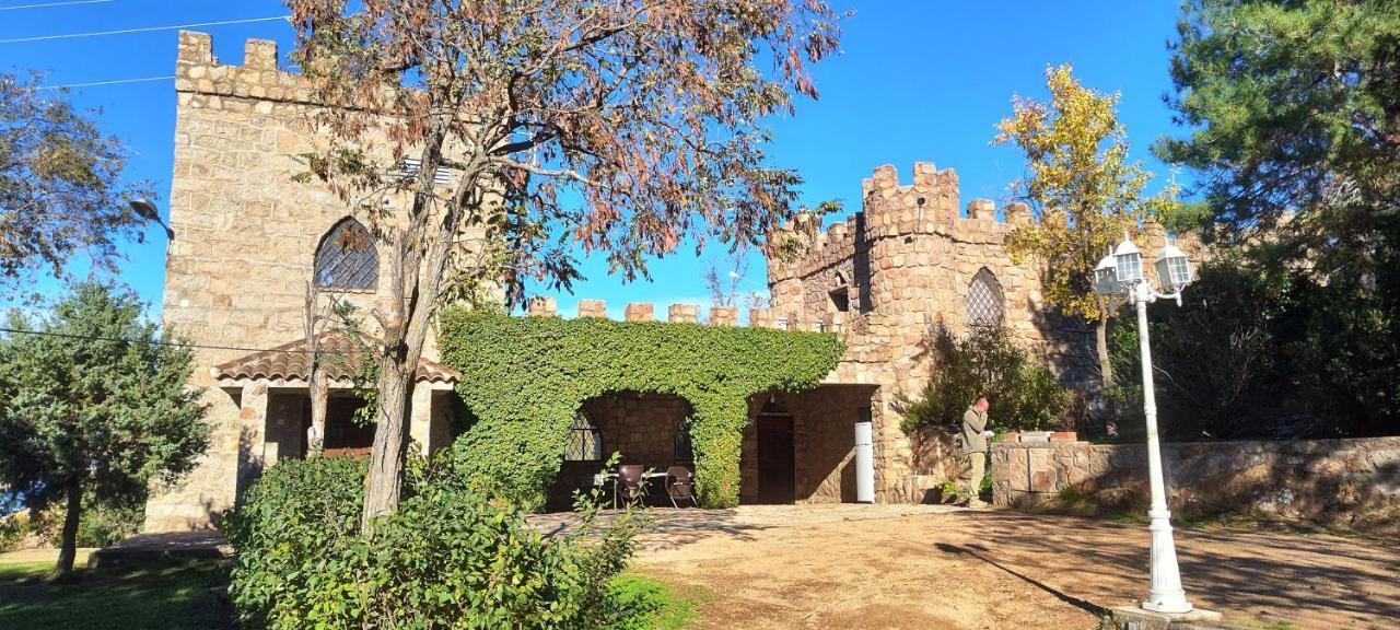 Pensjonat Isla Del Burguillo Ávila Zewnętrze zdjęcie